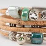 Natural cork bracelet with 5 turns of white ceramic - Image 3